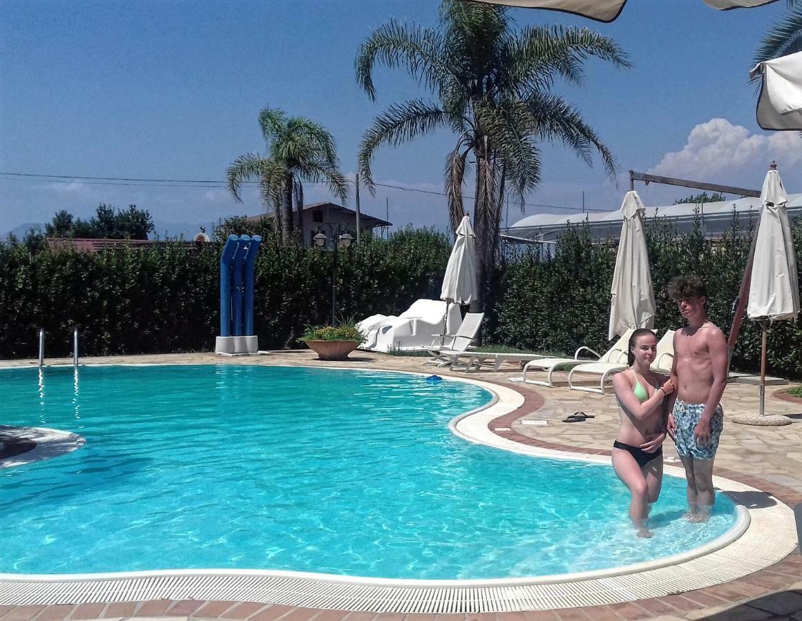 Apartmán Complesso Turistico Ricettivo L'Oasi Del Golfo Di Salerno Battipaglia Exteriér fotografie